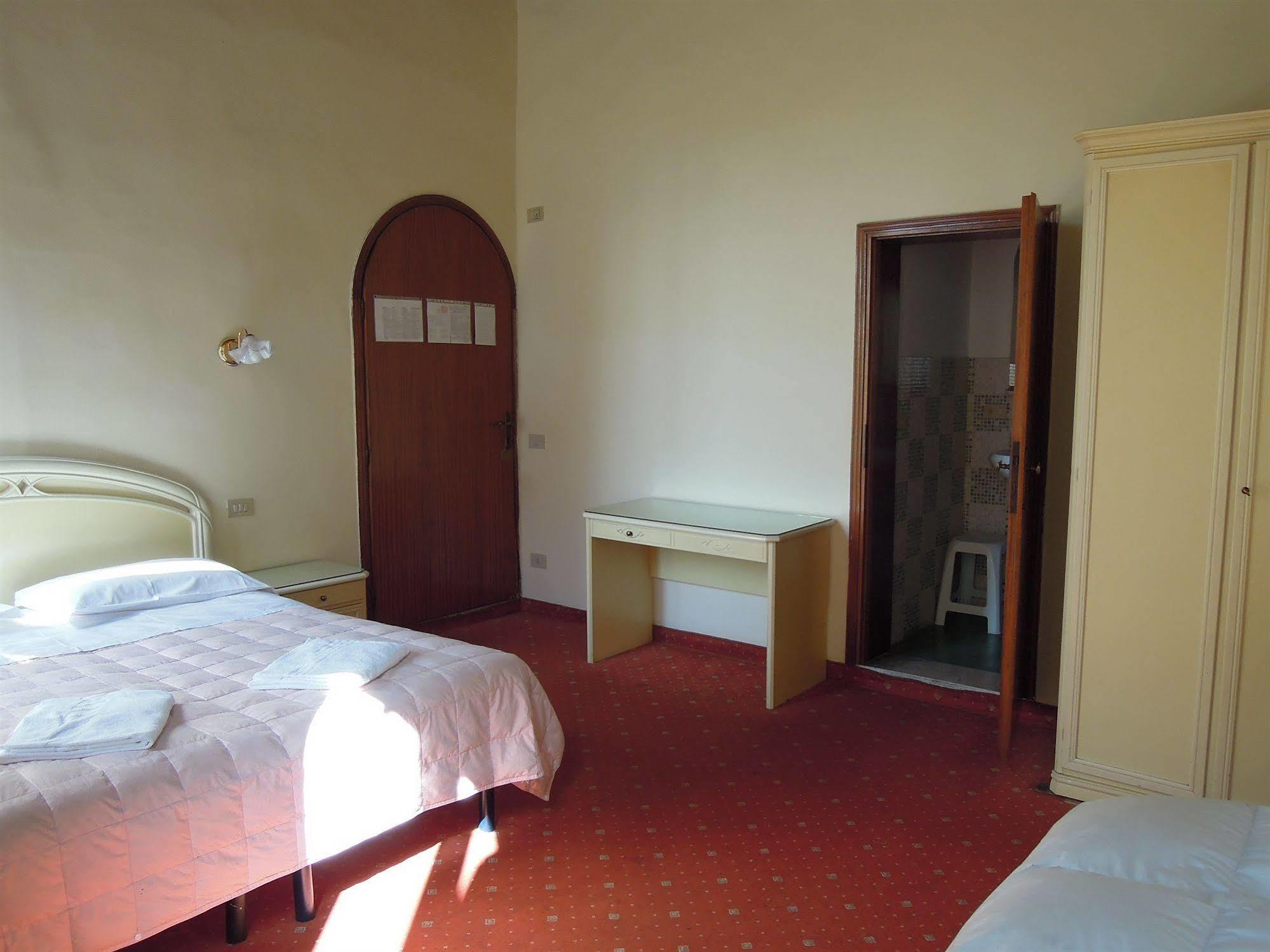 Hotel Casa Linger Venice Exterior photo